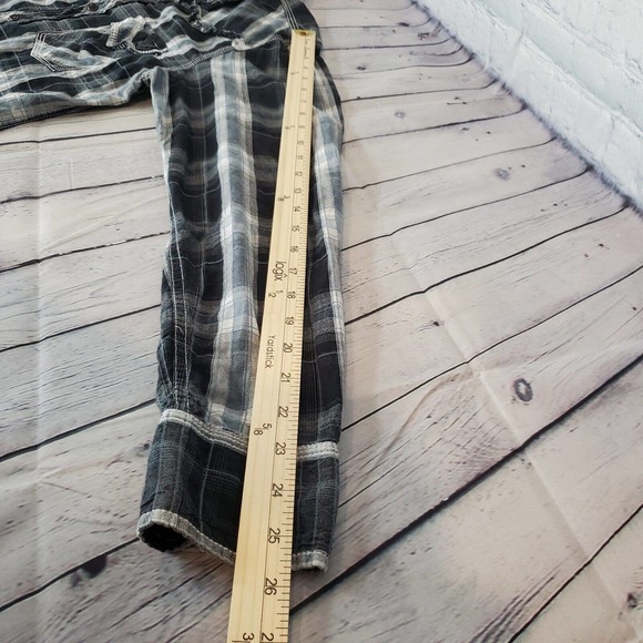 BKE Slim Fit Large Snap Button Gray Plaid Long Sleeve Shirt Double Pockets - Picture 9 of 10